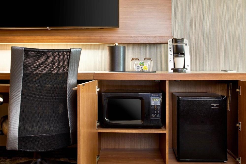 Courtyard Baltimore Downtown/McHenry Row